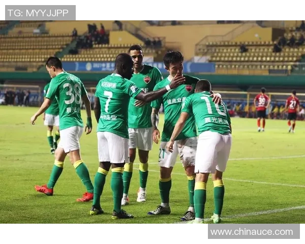 深圳足球队反击战术解析与成败得失的深度剖析