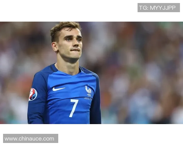 足球明星颜值巅峰时刻集锦展现运动与魅力的完美结合 足球明星颜值巅峰时刻集锦展现运动与魅力的完美结合