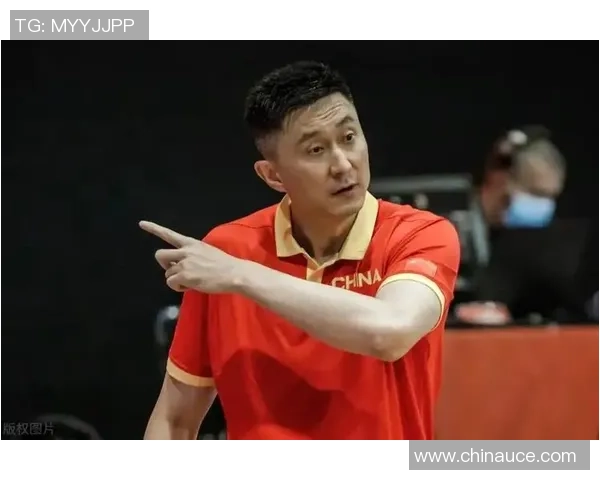 成都羽毛球队节奏争议引发热议球迷与教练的观点碰撞